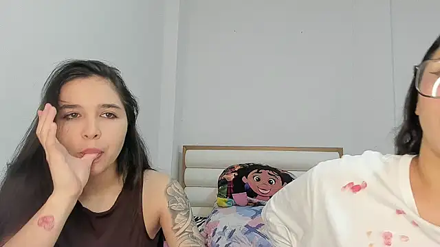 Snapshot of ROUS_SWEET_ chatting on April 30, 2026, 1:45 am ROUS SWEET online show from April 30, 2026, 1:45 am