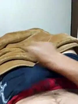 cristian112090 online show from November 2, 2025, 7:24 am