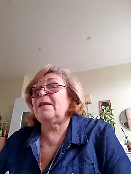 Snapshot of rekelme chatting on March 21, 2025, 12:17 pm rekelme online show from March 21, 2025, 12:17 pm