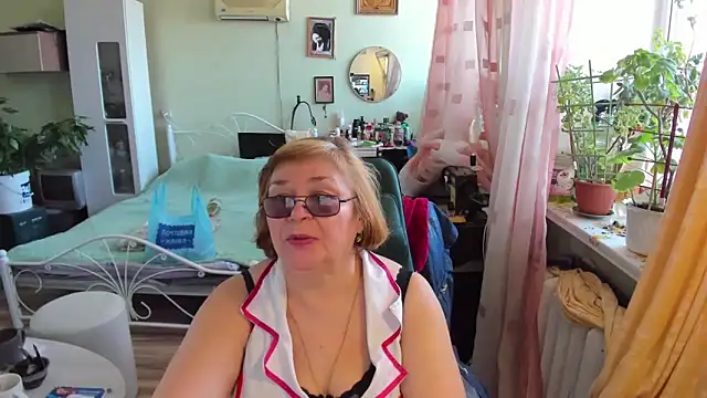 Snapshot of rekelme chatting on March 22, 2026, 9:11 am rekelme online show from March 22, 2026, 9:11 am