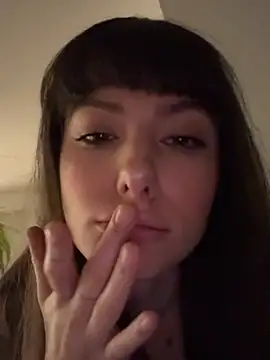 Sugarbellax online show from February 5, 2026, 5:09 pm