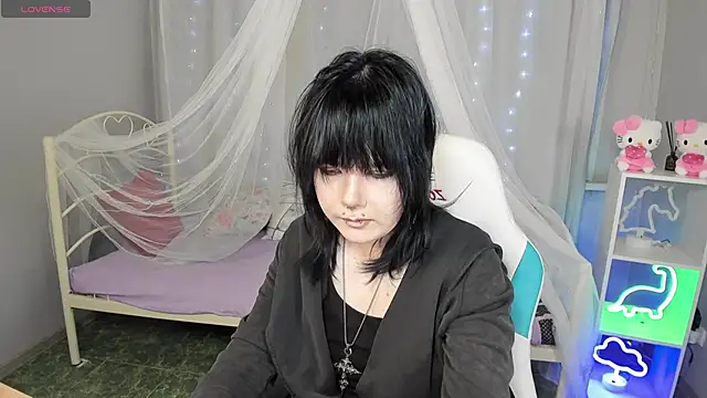 RamonaKlein online show from November 29, 2025, 8:25 am