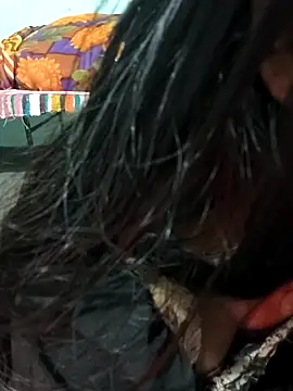 Snapshot of Zoyaa-Zubair chatting on January 6, 2026, 8:57 pm Zoyaa-Zubair online show from January 6, 2026, 8:57 pm