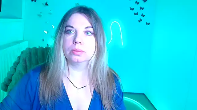 Snapshot of Amanda_Swannn chatting on March 2, 2026, 6:36 am Amanda Swannn online show from March 2, 2026, 6:36 am