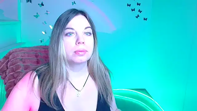 Snapshot of Amanda_Swannn chatting on February 4, 2026, 7:03 am Amanda Swannn online show from February 4, 2026, 7:03 am