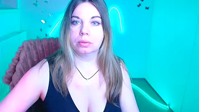 Snapshot of Amanda_Swannn chatting on March 5, 2026, 6:54 am Amanda Swannn online show from March 5, 2026, 6:54 am