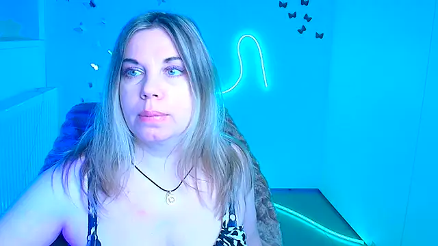 Snapshot of Amanda_Swannn chatting on March 18, 2026, 7:00 am Amanda Swannn online show from March 18, 2026, 7:00 am