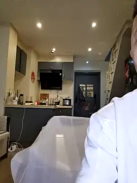 Snapshot of day-18 chatting on March 23, 2026, 1:44 pm day-18 online show from March 23, 2026, 1:44 pm