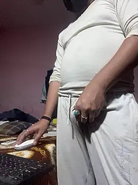 Snapshot of Saxymood1111 chatting on February 20, 2026, 2:30 pm Saxymood1111 online show from February 20, 2026, 2:30 pm