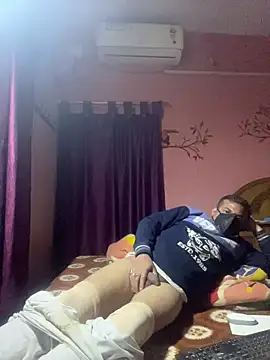 Snapshot of Saxymood1111 chatting on February 5, 2026, 5:09 pm Saxymood1111 online show from February 5, 2026, 5:09 pm