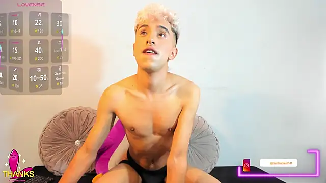 sweetsanty online show from November 28, 2025, 2:06 pm