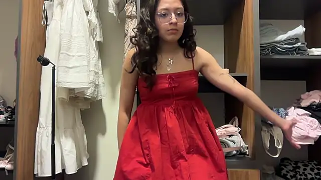 Snapshot of Alicatcua_ chatting on May 27, 2026, 3:25 am Alicatcua online show from May 27, 2026, 3:25 am