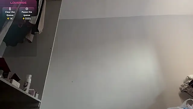 ElyaMur online show from February 2, 2026, 1:10 pm