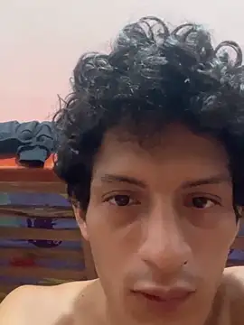 Snapshot of Danielo369 chatting on November 28, 2025, 2:39 pm Danielo369 online show from November 28, 2025, 2:39 pm