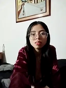 Crystal-Vex online show from November 29, 2025, 12:11 am