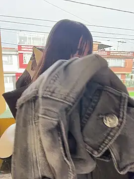 Snapshot of Mia_fiire chatting on March 5, 2026, 8:38 pm Mia fiire online show from March 5, 2026, 8:38 pm