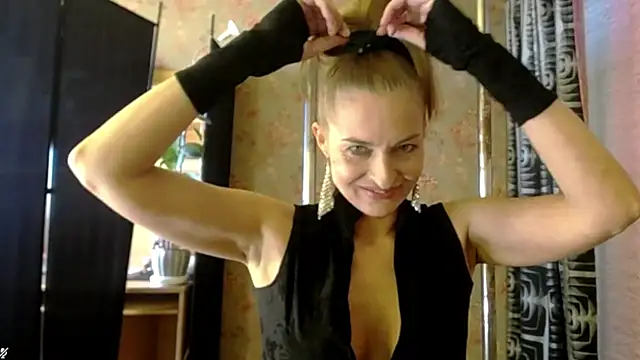 Snapshot of Soniakiss chatting on March 27, 2026, 2:40 pm Soniakiss online show from March 27, 2026, 2:40 pm