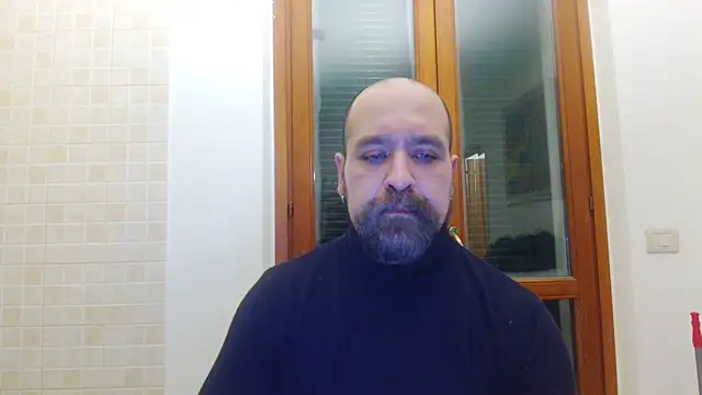 Snapshot of AMIRDIB2025 chatting on April 15, 2026, 9:04 pm AMIRDIB2025 online show from April 15, 2026, 9:04 pm