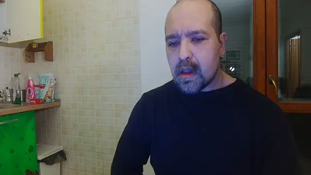 Snapshot of AMIRDIB2025 chatting on March 7, 2026, 6:24 pm AMIRDIB2025 online show from March 7, 2026, 6:24 pm