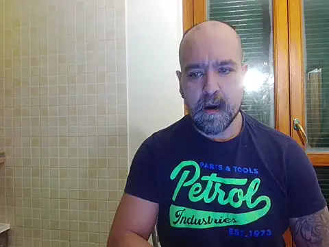 Snapshot of AMIRDIB2025 chatting on March 25, 2026, 9:35 pm AMIRDIB2025 online show from March 25, 2026, 9:35 pm