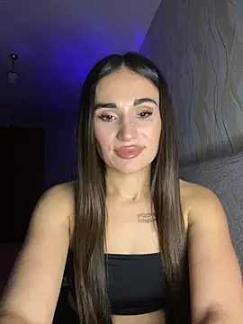 Snapshot of MonikaSi chatting on January 18, 2026, 4:43 pm MonikaSi online show from January 18, 2026, 4:43 pm