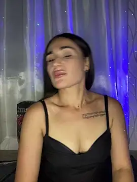 Snapshot of MonikaSi chatting on June 16, 2026, 7:25 pm MonikaSi online show from June 16, 2026, 7:25 pm