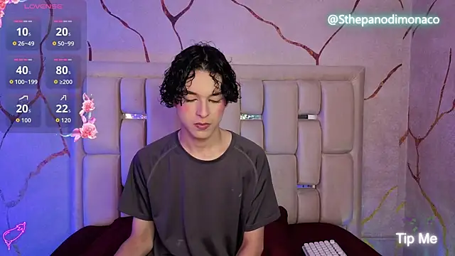 Snapshot of SthepanodiMonaco chatting on May 7, 2026, 3:55 am SthepanodiMonaco online show from May 7, 2026, 3:55 am