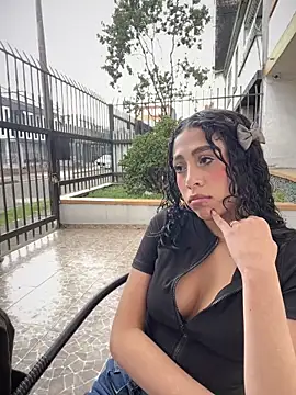 MiaScott Pink online show from January 15, 2026, 9:29 pm