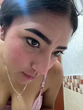 Snapshot of Dafne_se chatting on May 30, 2026, 8:14 pm Dafne se online show from May 30, 2026, 8:14 pm