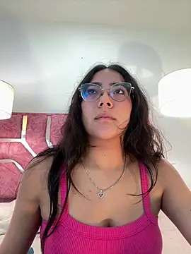 Snapshot of Dafne_se chatting on April 28, 2026, 10:14 pm Dafne se online show from April 28, 2026, 10:14 pm