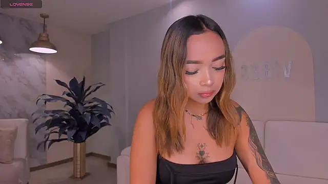 AmbarOwens online show from January 8, 2026, 4:29 am