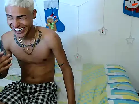 Snapshot of antonellah_hot chatting on November 28, 2025, 1:44 pm antonellah hot online show from November 28, 2025, 1:44 pm