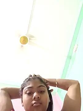 Snapshot of Cute_diya023 chatting on April 1, 2026, 7:00 pm Cute diya023 online show from April 1, 2026, 7:00 pm