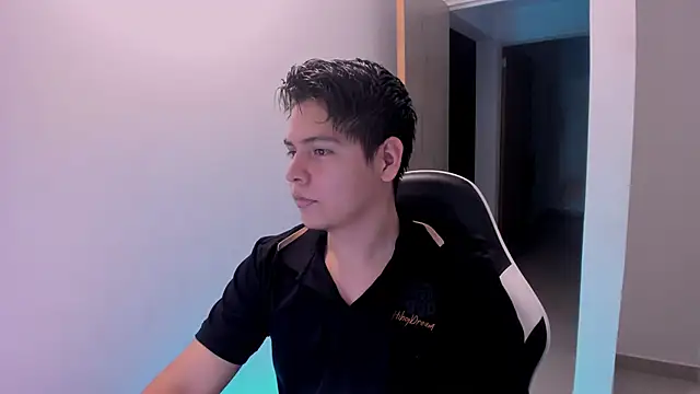 Snapshot of Asta_YunoXXX chatting on June 5, 2026, 12:59 am Asta YunoXXX online show from June 5, 2026, 12:59 am