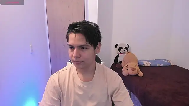 Asta YunoXXX online show from April 7, 2026, 2:35 am