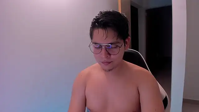 Snapshot of Asta_YunoXXX chatting on June 13, 2026, 10:35 am Asta YunoXXX online show from June 13, 2026, 10:35 am