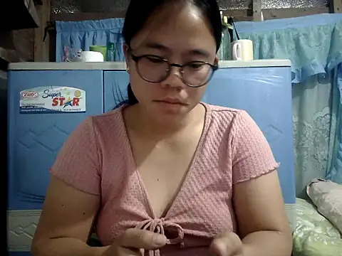 xxdreamgirl69 online show from July 4, 2026, 11:31 pm