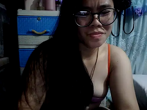 xxdreamgirl69 online show from February 28, 2026, 11:43 am