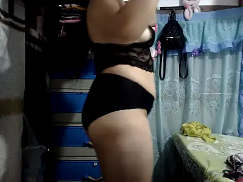 xxdreamgirl69 online show from March 5, 2026, 12:51 am