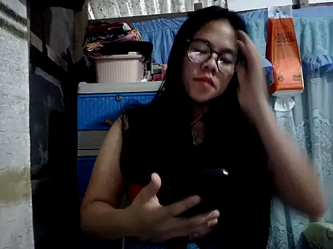 xxdreamgirl69 online show from February 3, 2026, 10:48 pm