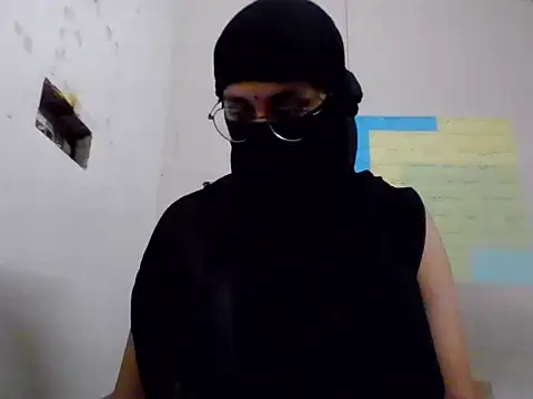 babyshallu05 online show from November 28, 2025, 11:32 am