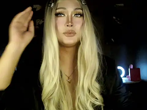urfuckingdoll69 online show from May 17, 2026, 7:41 am