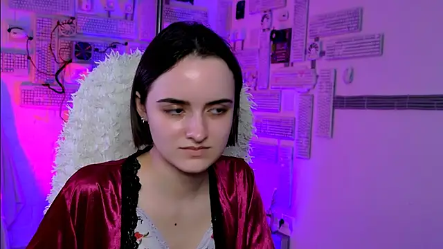 Snapshot of KateWillows chatting on March 27, 2026, 8:26 am KateWillows online show from March 27, 2026, 8:26 am