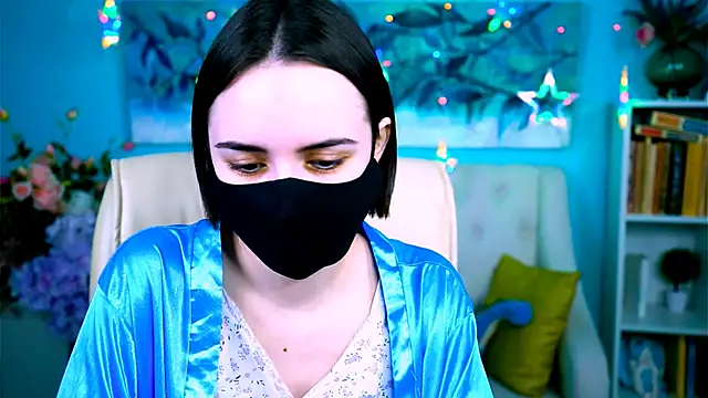 Snapshot of KateWillows chatting on March 26, 2026, 4:22 am KateWillows online show from March 26, 2026, 4:22 am