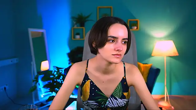 KateWillows online show from January 8, 2026, 3:45 am