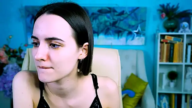 Snapshot of KateWillows chatting on March 20, 2026, 4:35 am KateWillows online show from March 20, 2026, 4:35 am