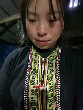 Snapshot of alissa-ww chatting on February 18, 2026, 12:19 am alissa-ww online show from February 18, 2026, 12:19 am