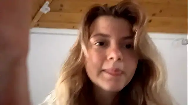 AlanaPostell online show from November 30, 2025, 10:16 am