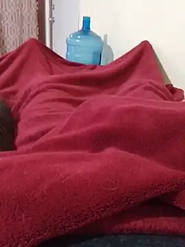 ElJovenCachondo online show from November 28, 2025, 3:45 pm