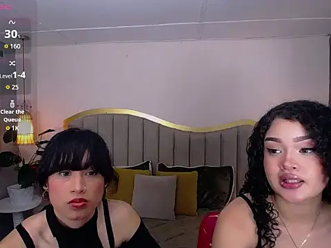 Snapshot of alyson_ethan chatting on February 3, 2026, 7:19 pm alyson ethan online show from February 3, 2026, 7:19 pm